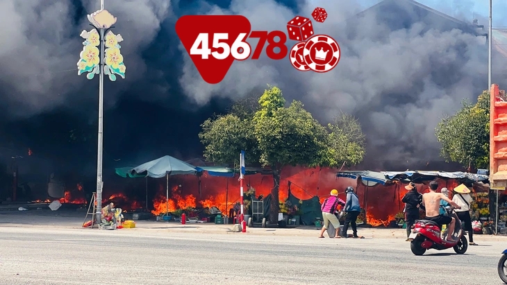 Cháy lớn tại chợ An Lỗ bên sông Bồ, Huế thiệt hại ước tính hơn 3 tỷ đồng