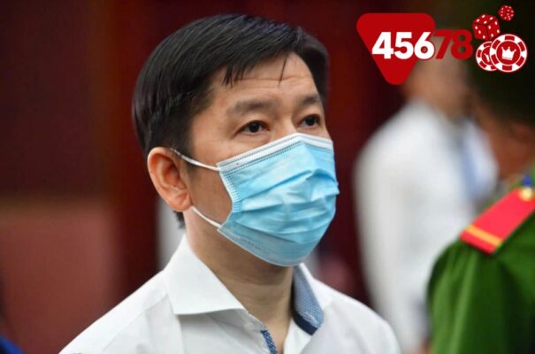 Bị cáo Võ Tấn Hoàng Văn tại tòa